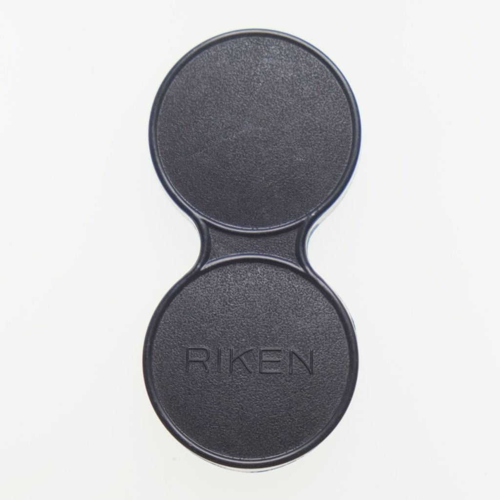Riken plastic TLR lenscap.