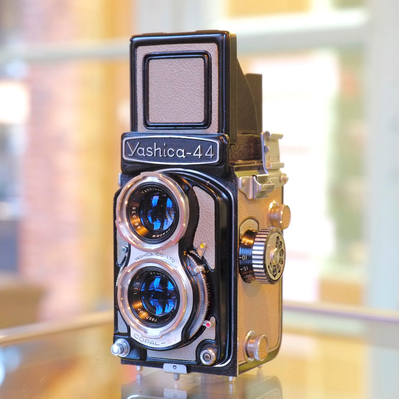 Yashica-44