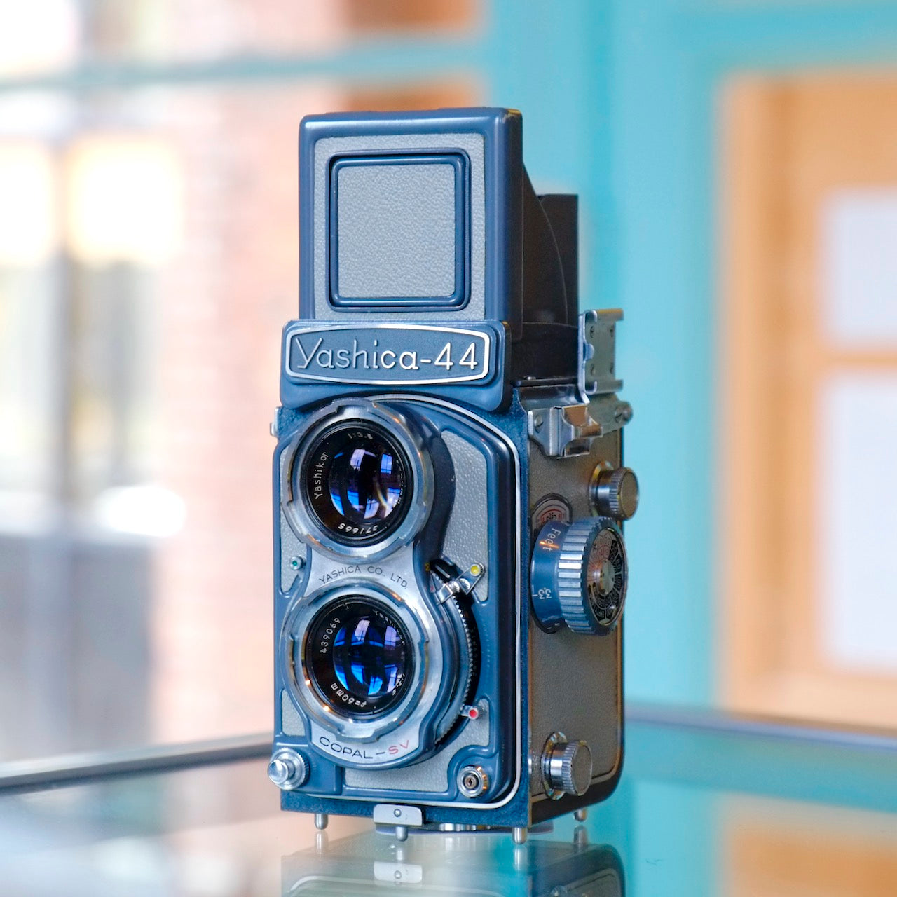 Yashica-44