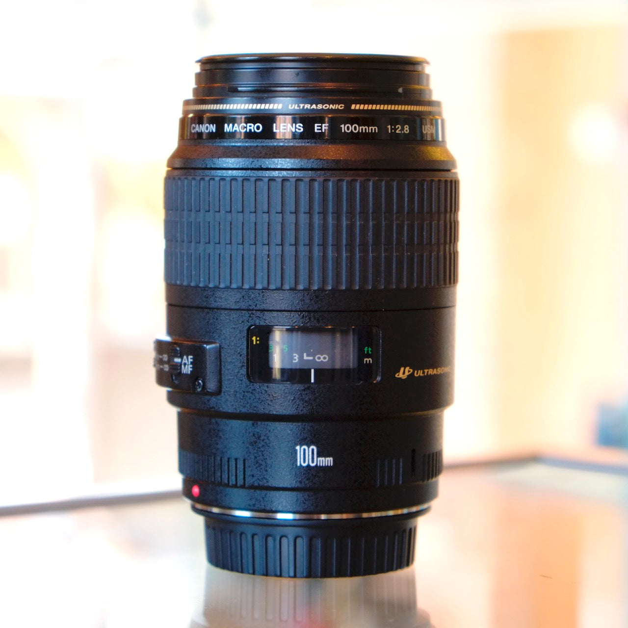 Canon EF 100mm f2.8 USM Macro