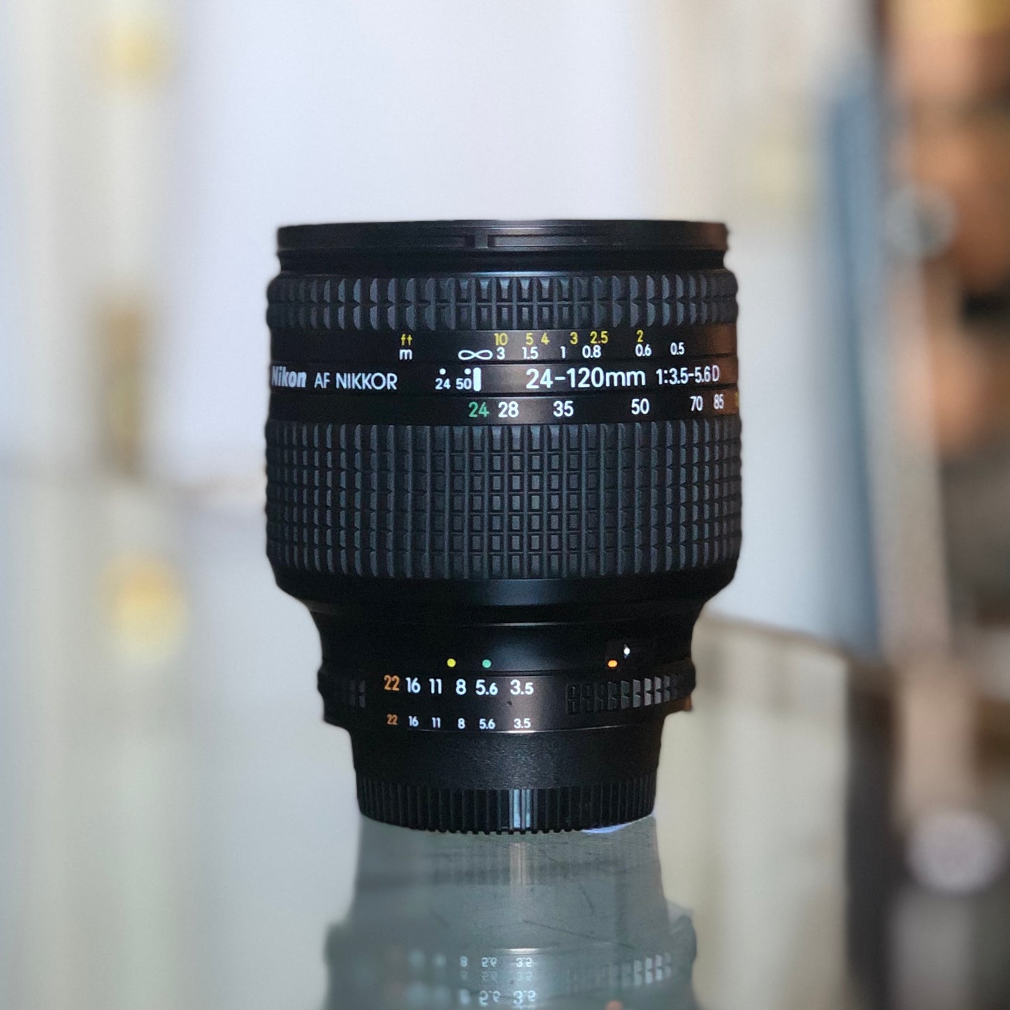 Nikon 24-120mm f3.5-5.6D AF Nikkor