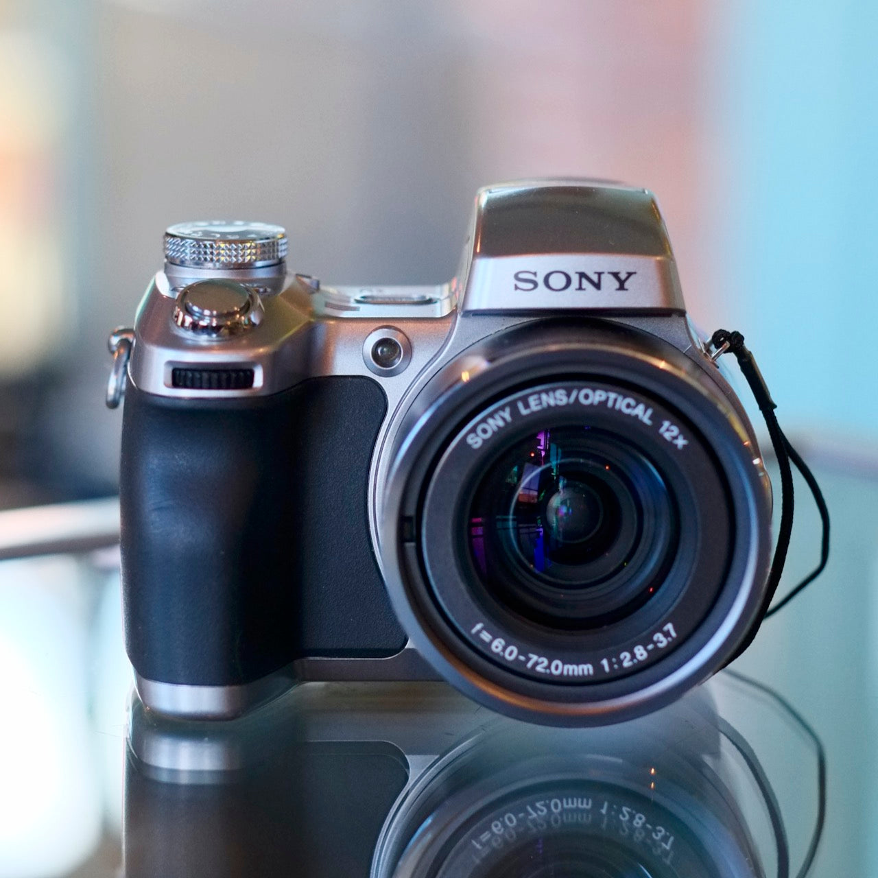 Sony Cyber-Shot DSC-H1