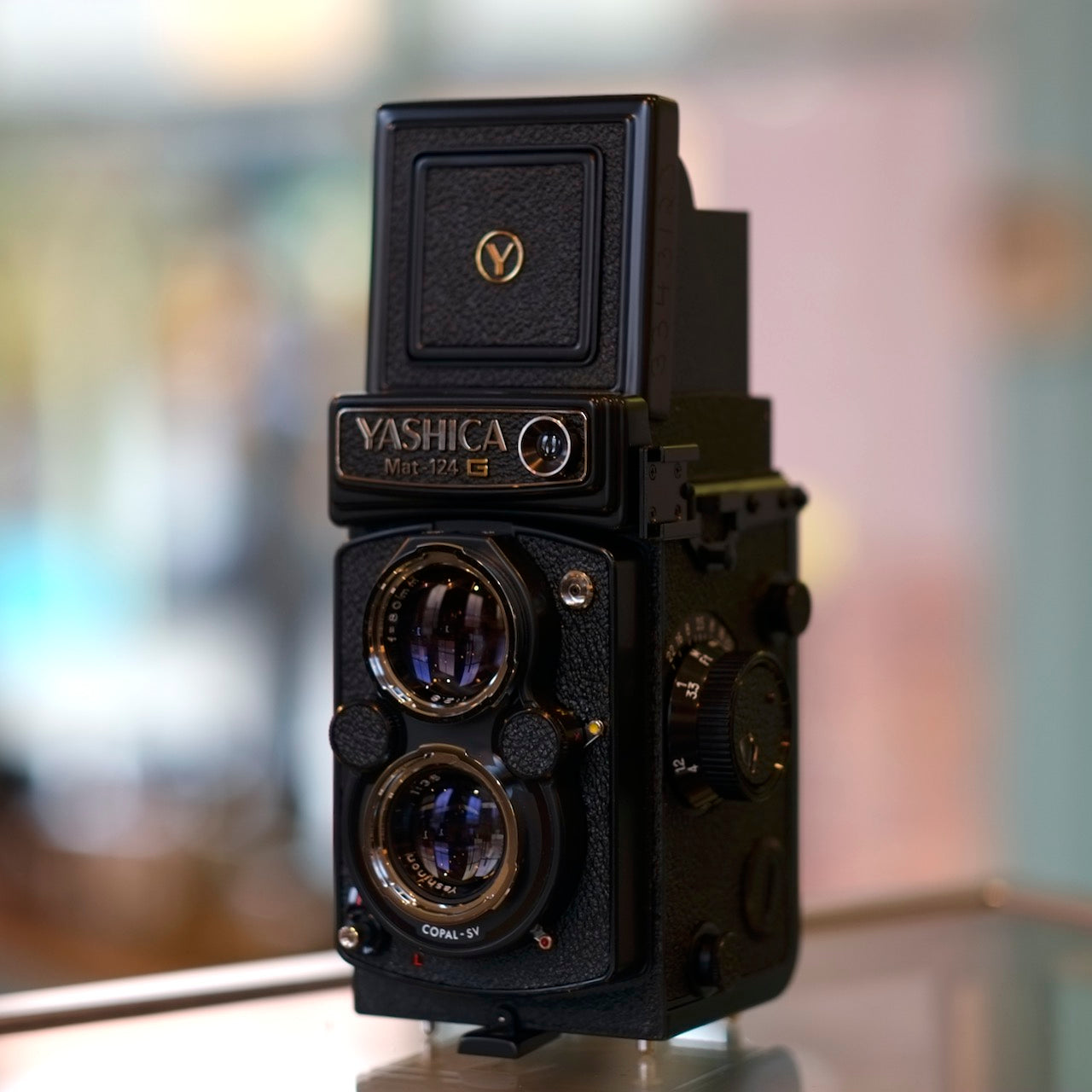 Yashica-Mat 124G