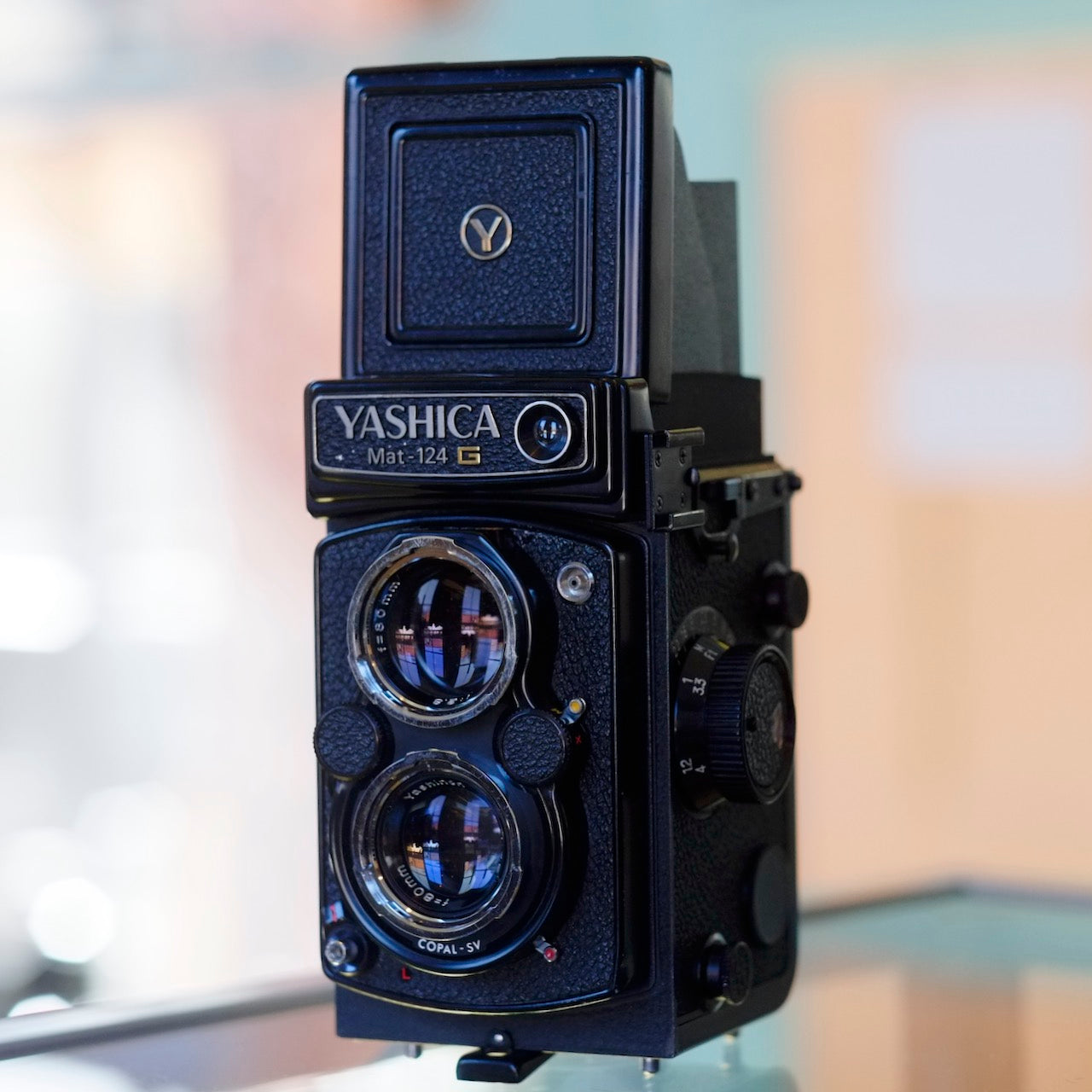 Yashica-Mat 124G