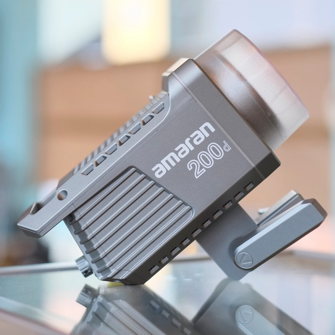 Aputure Amaran 200D