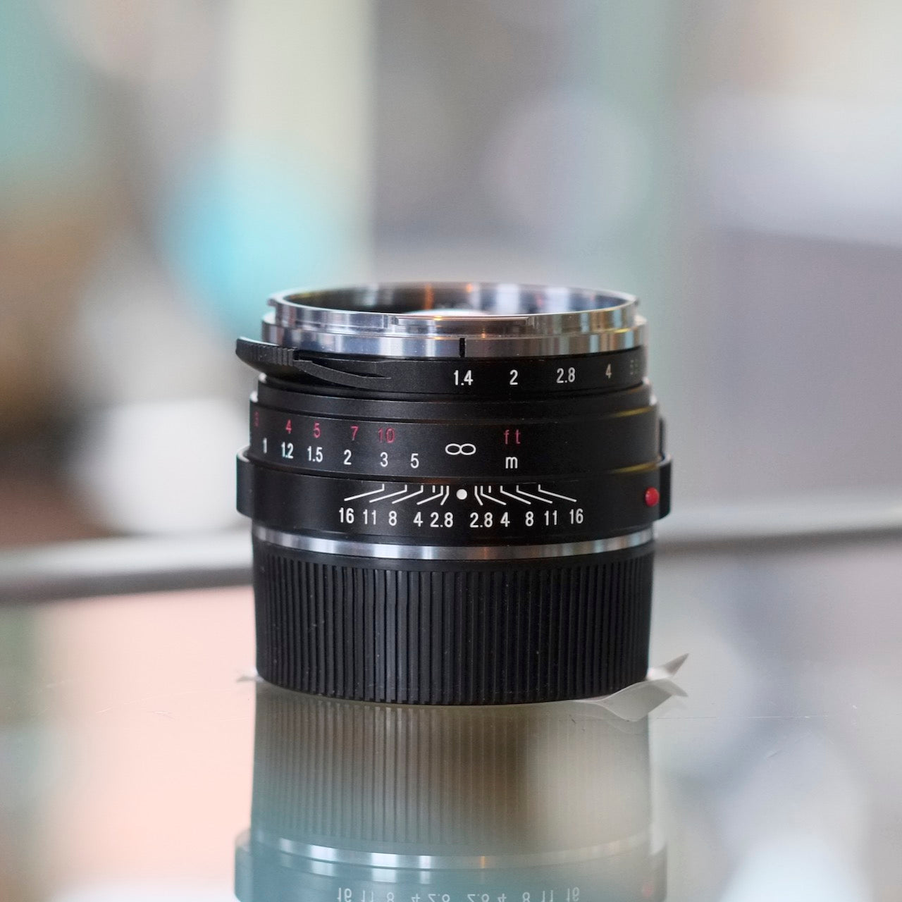 Voigtländer Nokton Classic 40mm f1.4 with LH-6