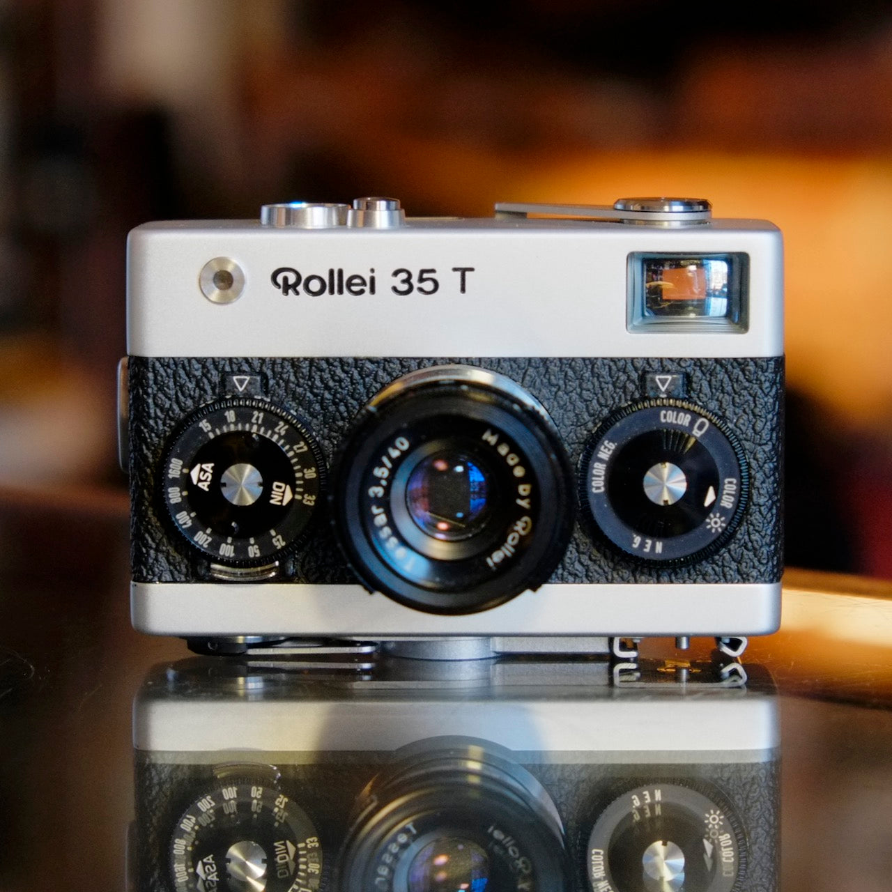 Rollei 35T except it only fires at one speed.