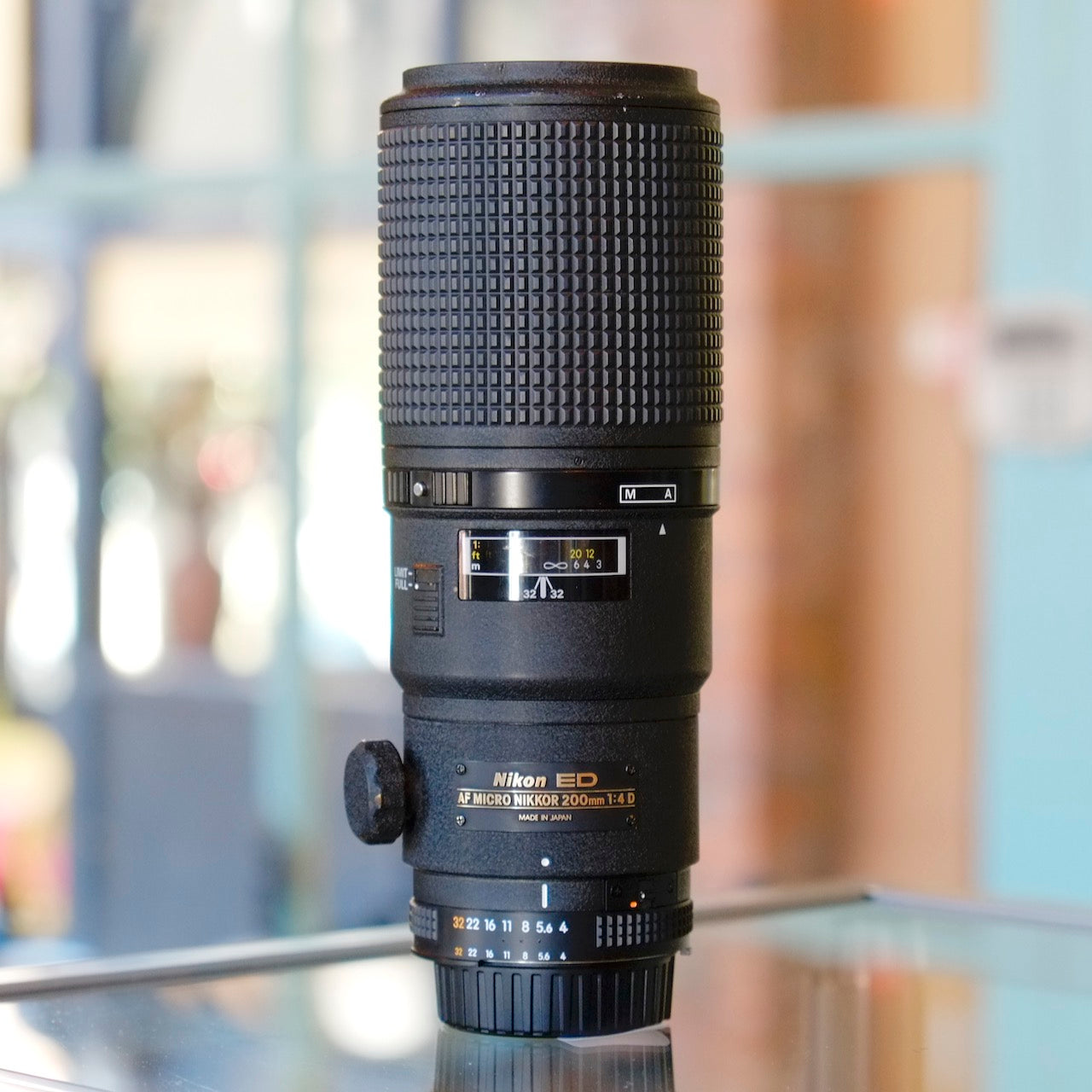 Nikon ED AF Micro Nikkor 200mm f4D