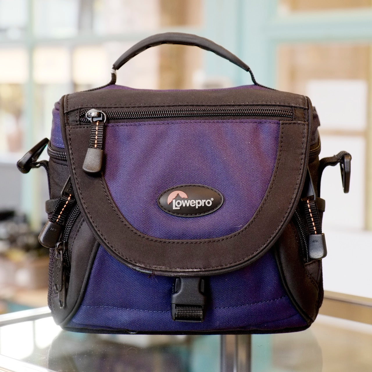 Lowepro Nova 1 AW