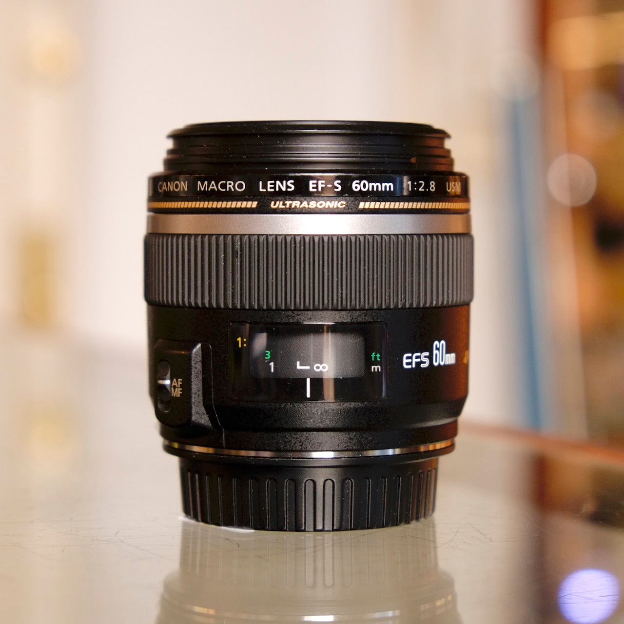 Canon EF-S 60mm f2.8 Macro USM