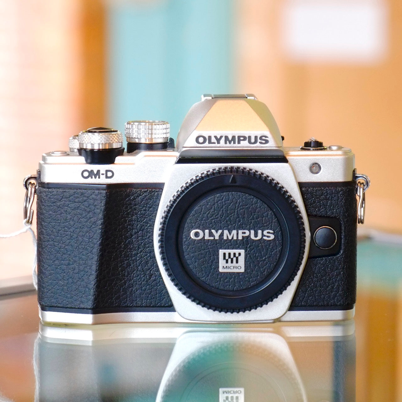 Olympus OM-D E-M10 II