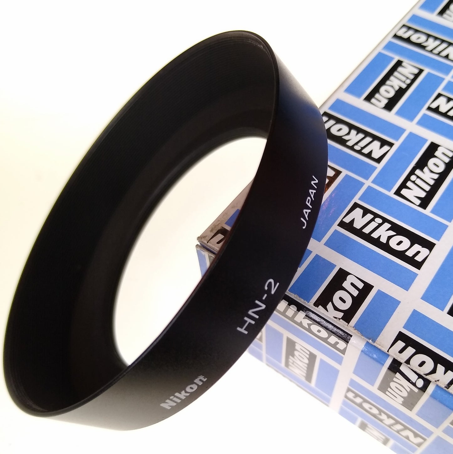 Nikon HN-2 lens hood